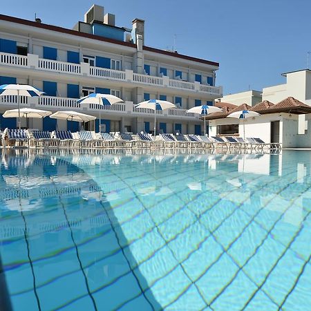 Hotel Germania Bibione Eksteriør billede